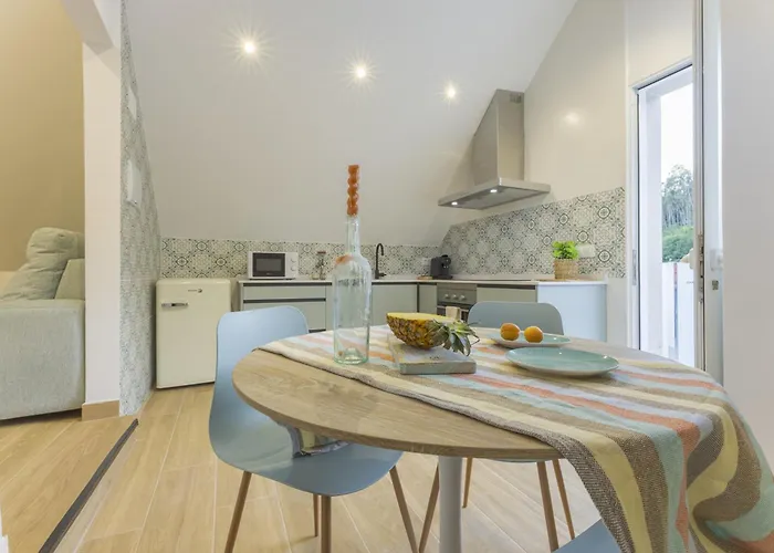 Bleu Maison- Muxica Do Campo 3 * Arís